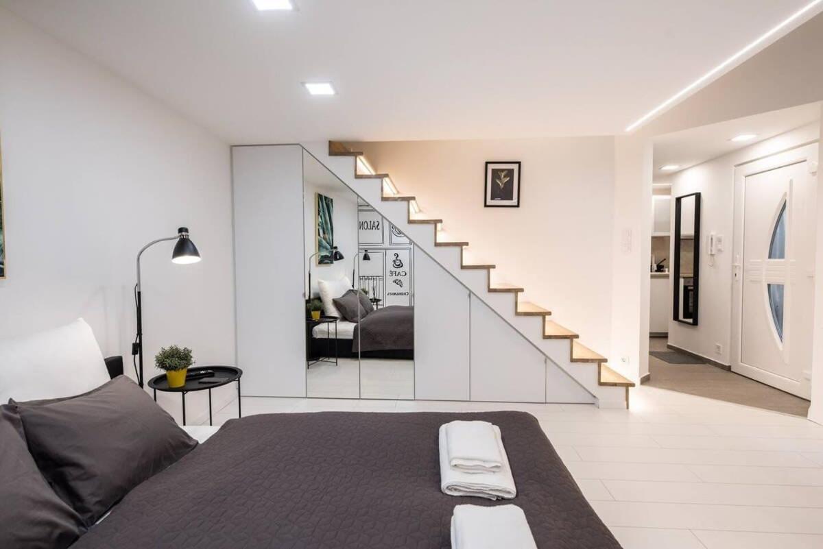 Renovated Design Apartment Close To The Danube Budapešť Exteriér fotografie